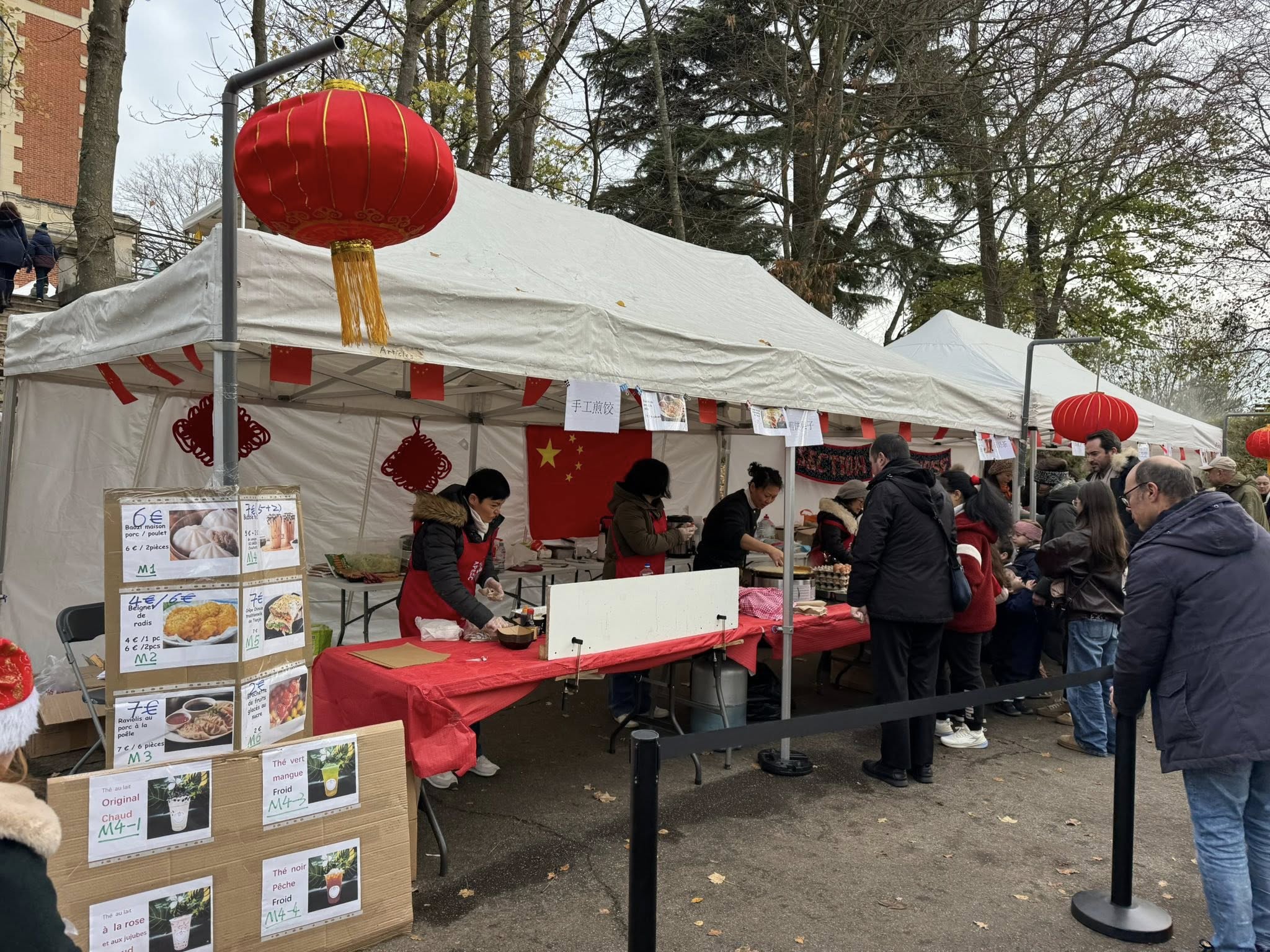 1-ch-marche-noel-2025