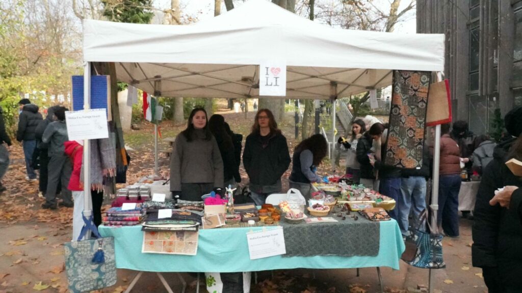 3-assos-eleves-marche-noel-2025-scaled