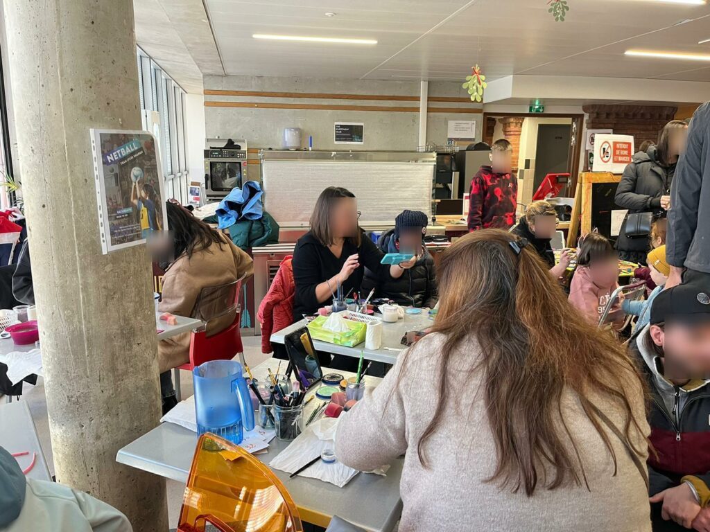 9-ateliers-sections-marche-noel-2025