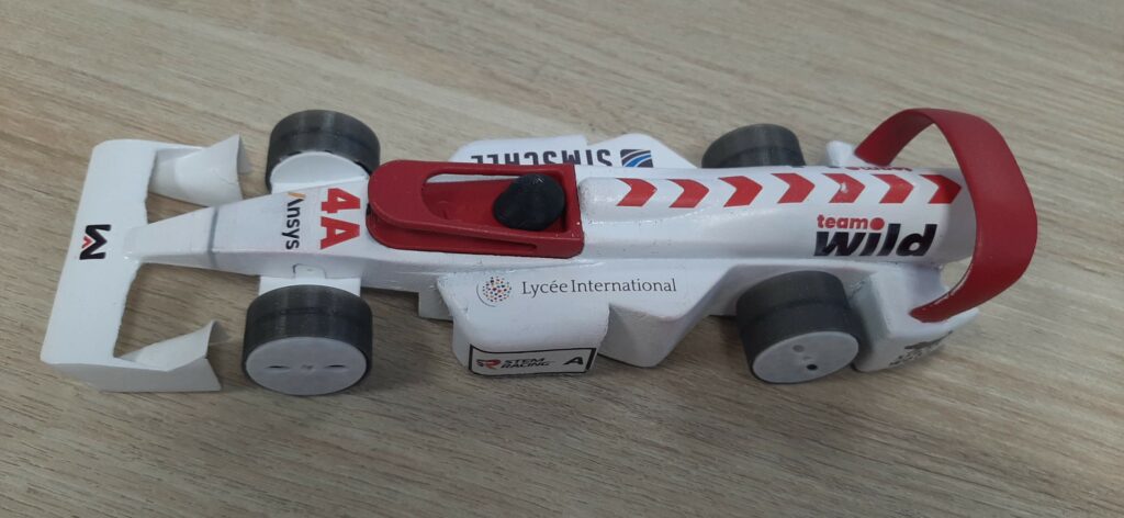 STEM team Wild Julliet coche 3
